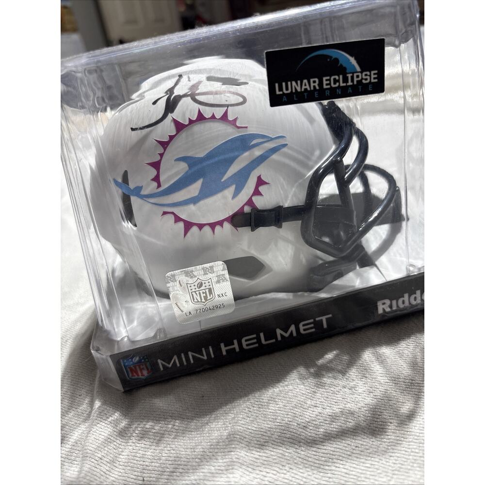 Tyreek Hill Signed Miami Dolphins Lunar Eclipse Mini Helmet AUTO BAS Beckett